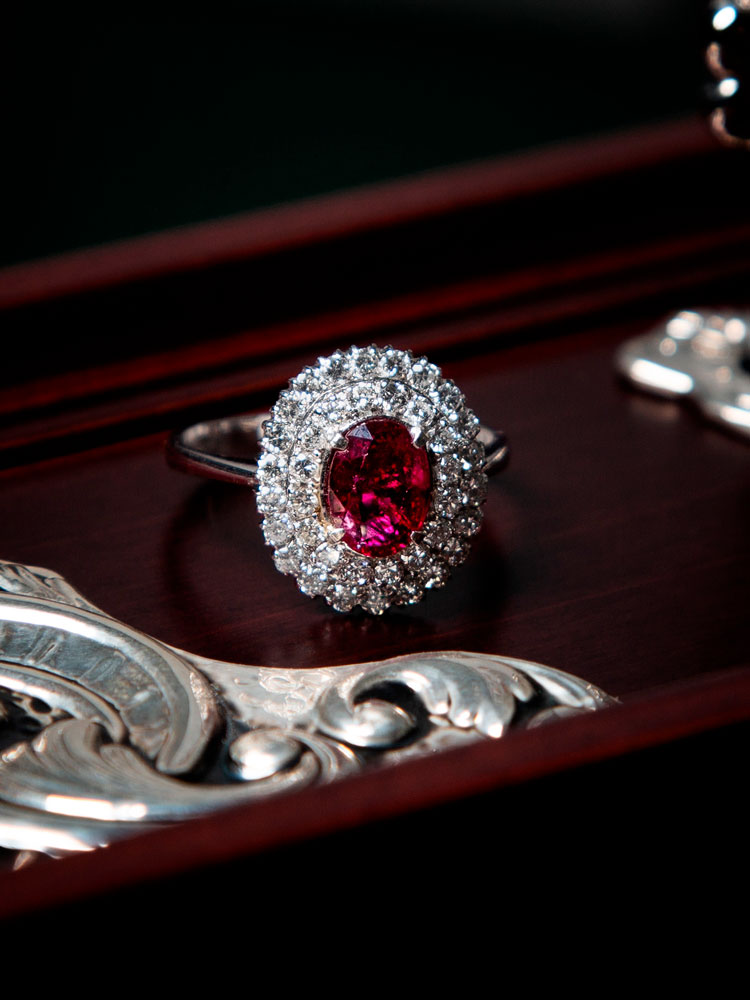 diamanti anelli gioielli lusso fotografo gioielli still life luxury gioielleria